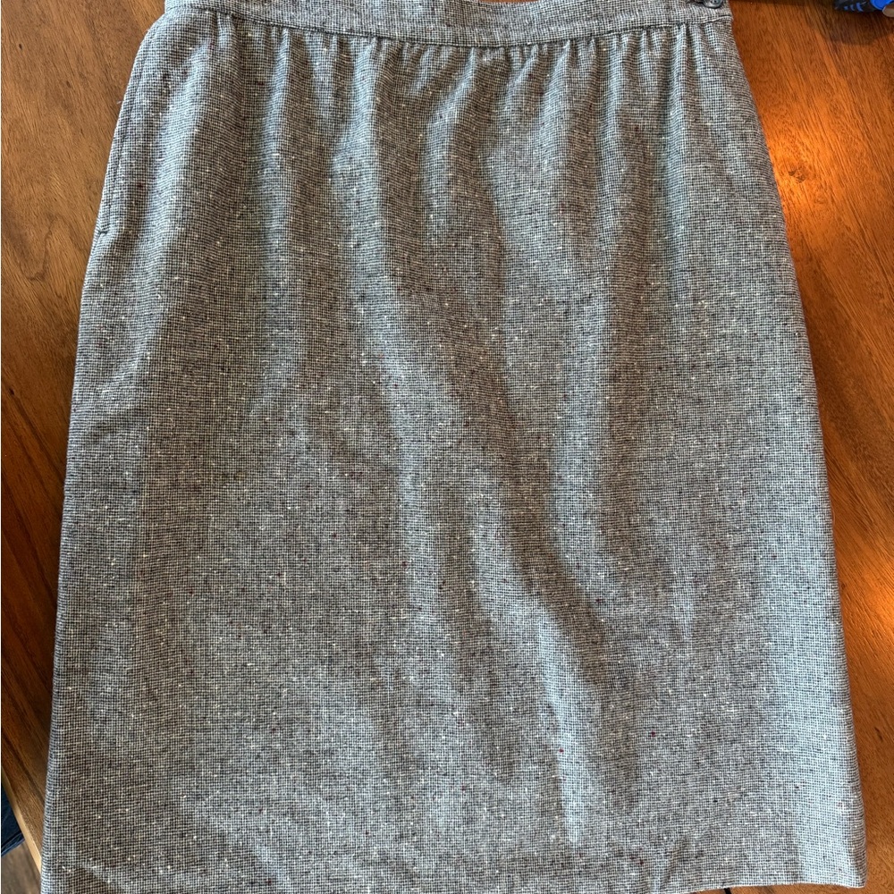 Vintage Pendleton 100% Wool Classic Gray Pencil Skirt - Picture 3 of 5
